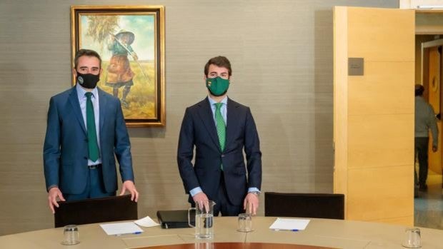 Vox hace pública su propuesta para un pacto de legislatura ante la falta de acuerdo con el PP