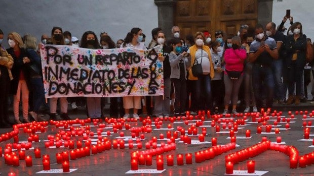 Los afectados por el volcán organizan una acampada de protesta para la Conferencia de Presidentes