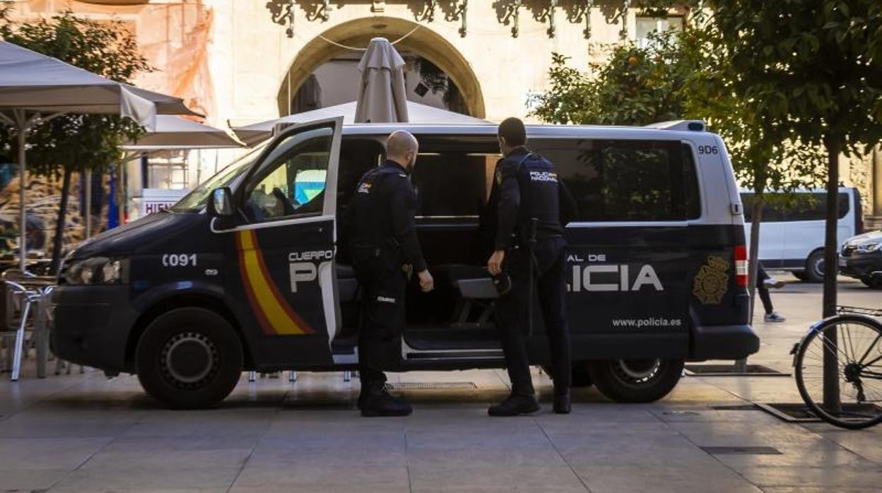 Agentes de la Policía Nacional en una imagen de archivo