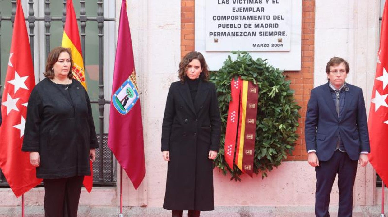 La presidenta de la Comunidad de Madrid, Isabel Díaz Ayuso, ayer, en el acto de homenaje a las víctimas del 11-M