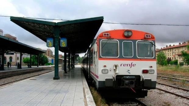 Podemos y la plataforma ferrocarril Cuenca registran en Cortes una PNL que pide a Junta defender la línea convencional