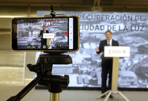 El presidente de la Generalitat Valenciana, Ximo Puig, este martes en Ciudad de la Luz