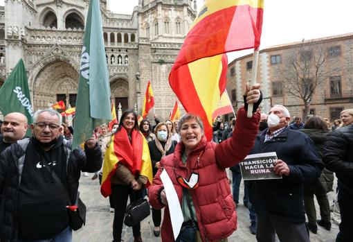 Vox protesta en Toledo contra el Gobierno y la subida de los precios