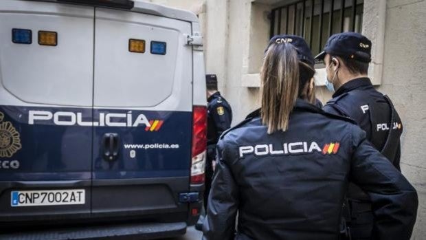 Detenidas cuatro mujeres por estafar 22.000 euros con la compra de robots de cocina Thermomix