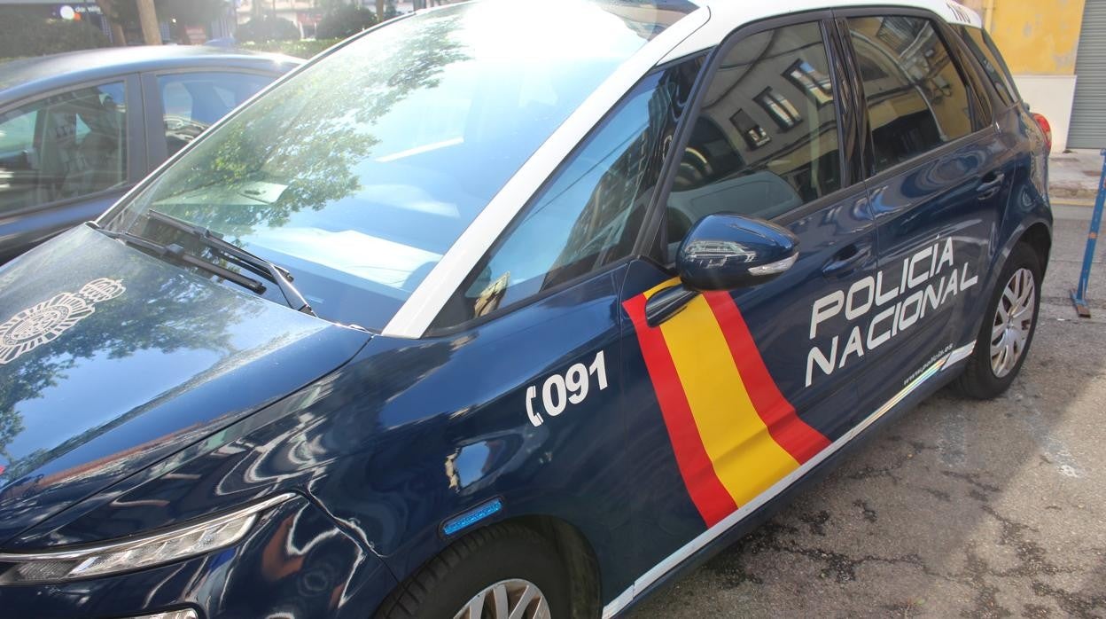 Imagen de recurso de un coche patrulla de la Policía Nacional