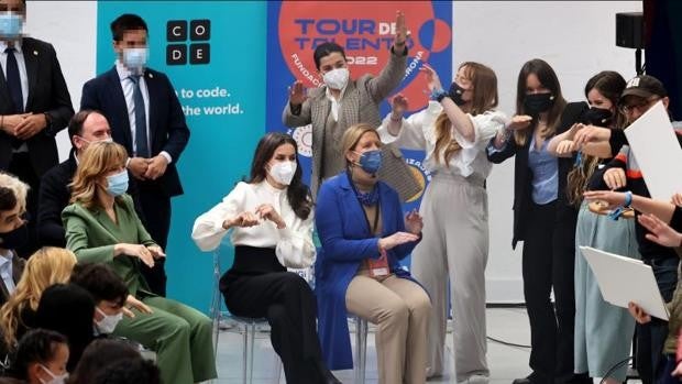 Doña Letizia, con los jóvenes más talentosos de Guadalajara