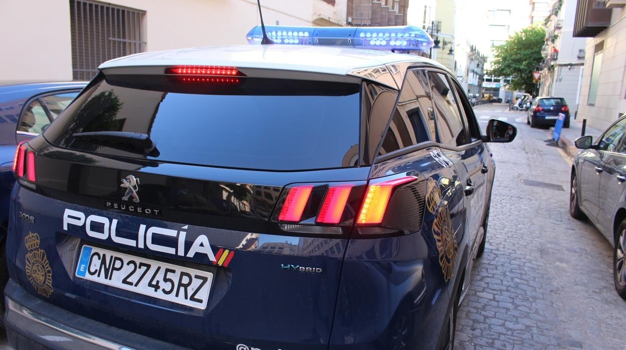 Imagen de recurso de un coche patrulla de la Policía Nacional