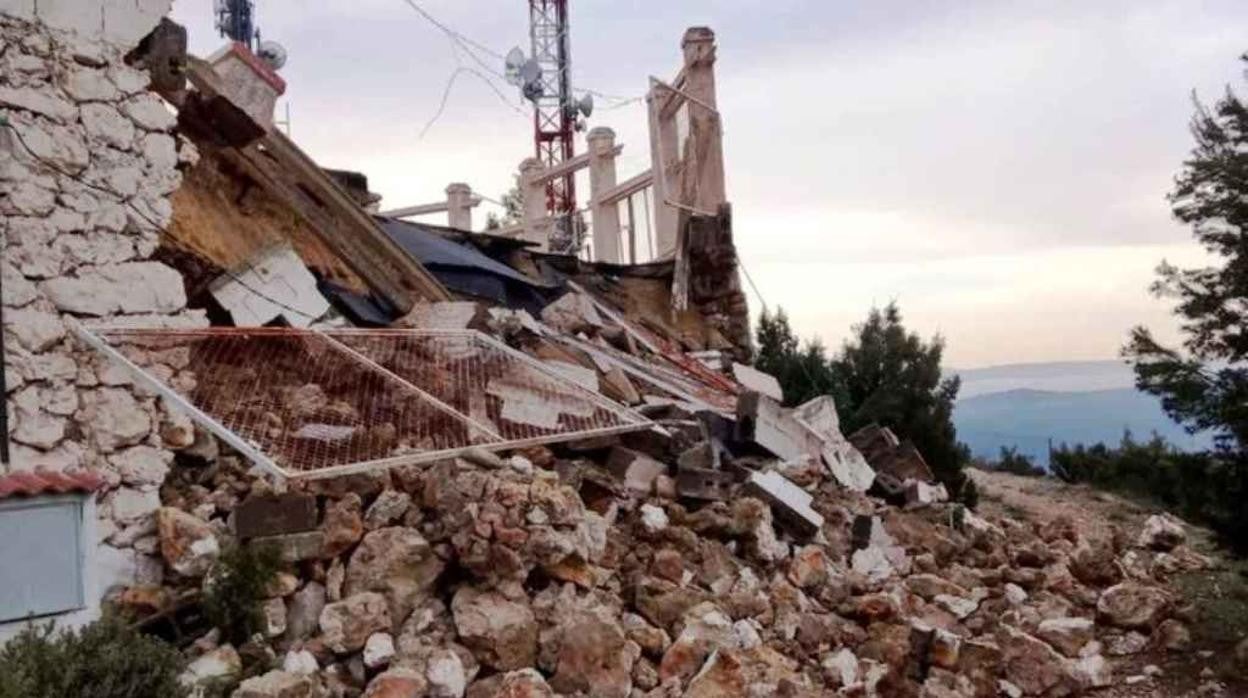 Parte de la ermita de San Bartolomé se ha venido abajo