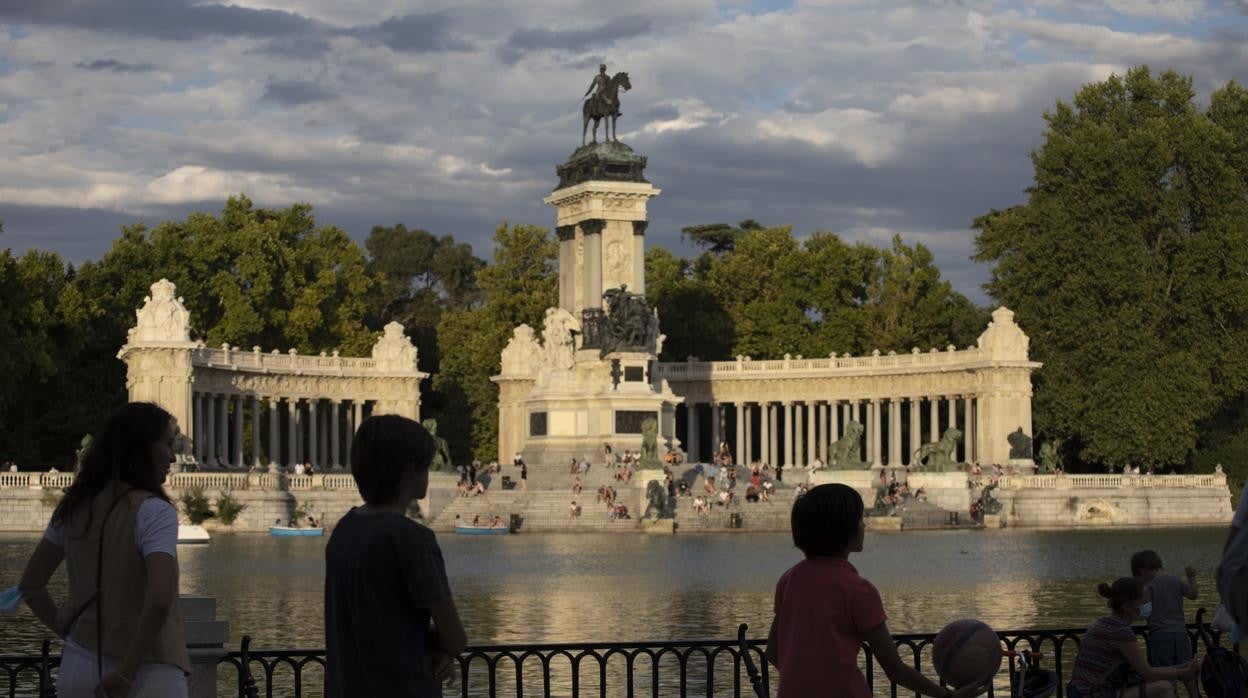 La estatua de Alfonso XII del Retiro, obra de Benlliure