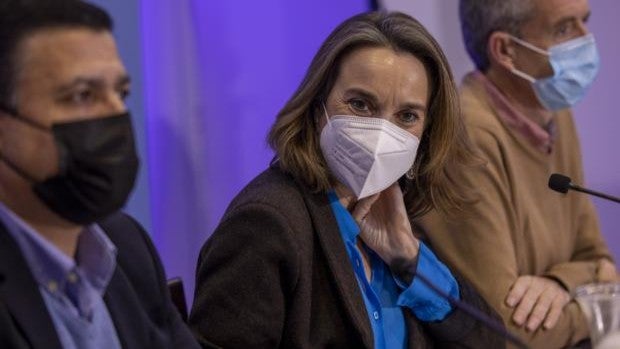 Mañueco celebra como «la mejor elección» el nombramiento de Cuca Gamarra como secretaria general del PP