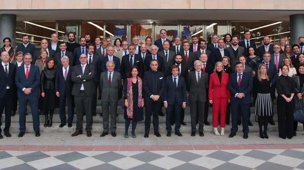 Foto de familia del la Asamblea Anual de Madrid Futuro