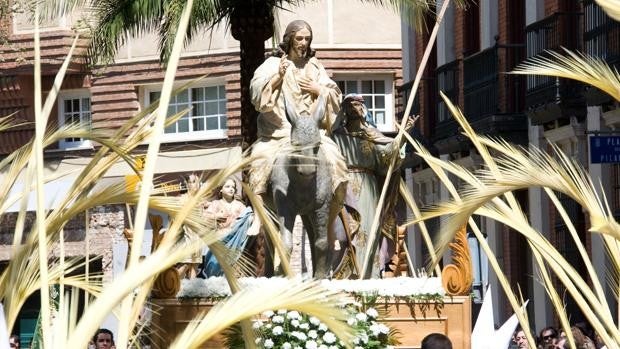 Calles abarrotadas y un sol radiante para celebrar el Domingo de Ramos en Ciudad Real