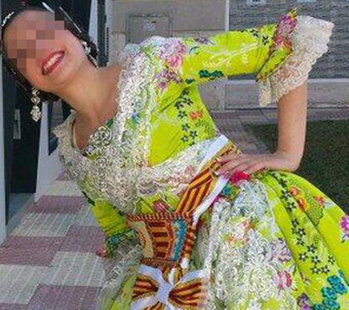 Cristina vestida de fallera