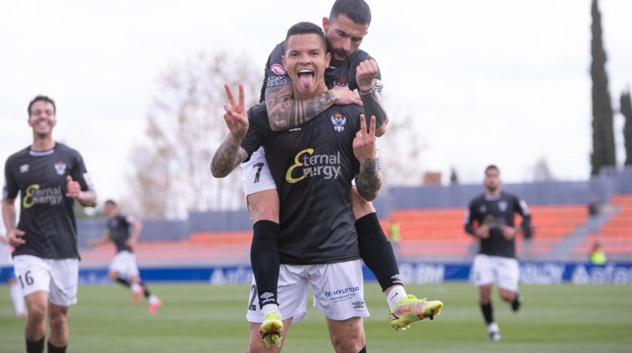 Rodrigo celebra uno de los goles