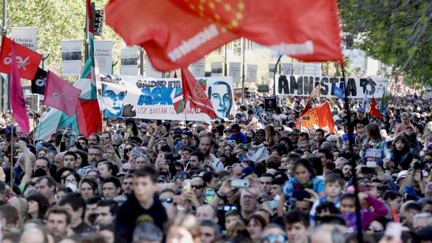 Bildu justifica el uso de un acto cultural para reivindicar a sus presos