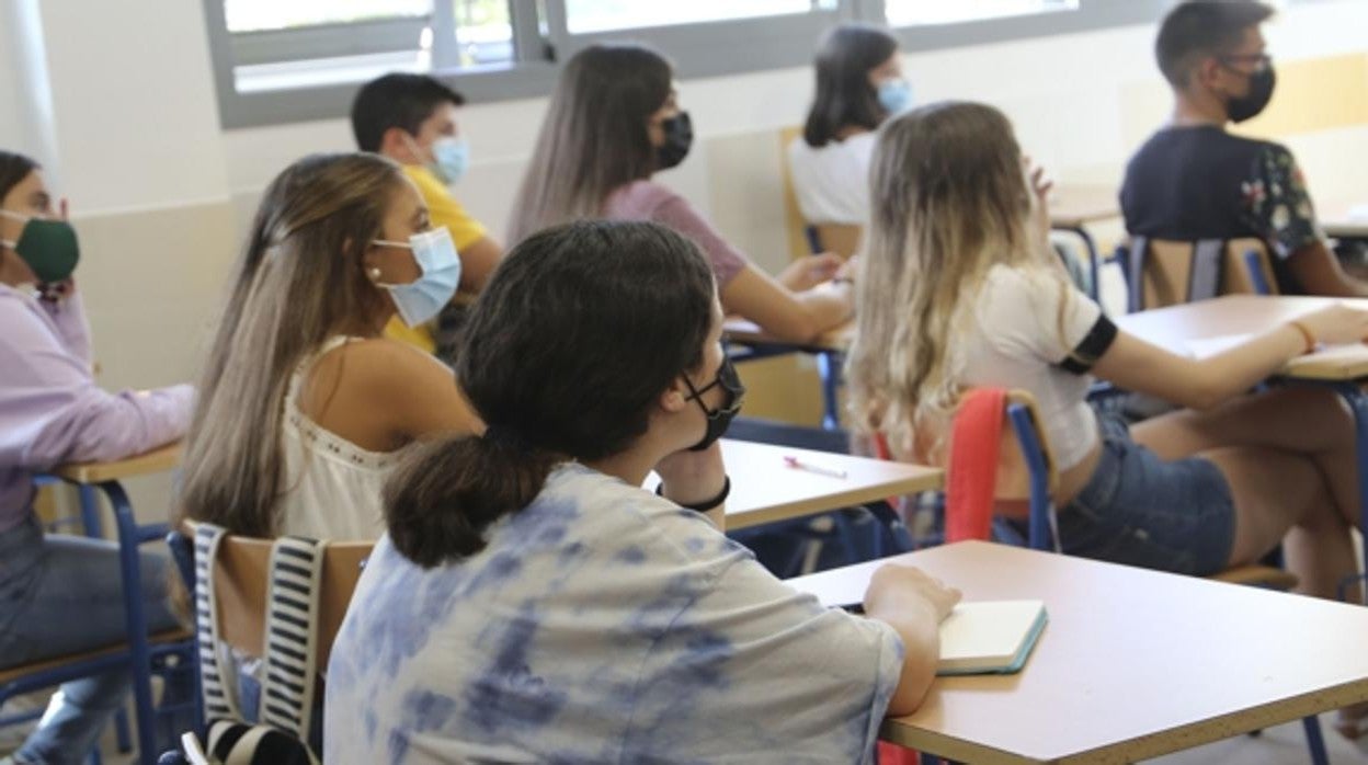 Estudiantes en un instituto