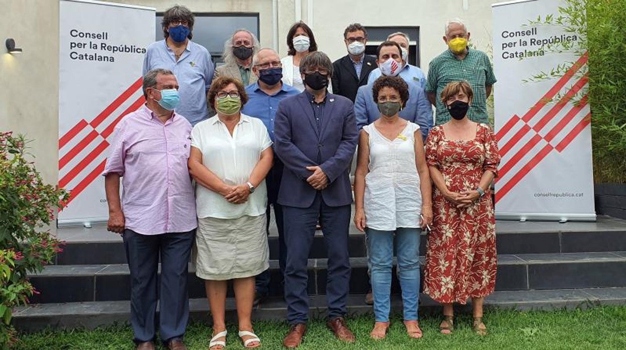 Carles Puigdemont posando en una reunión del Consell per la República, en una imagen de archivo