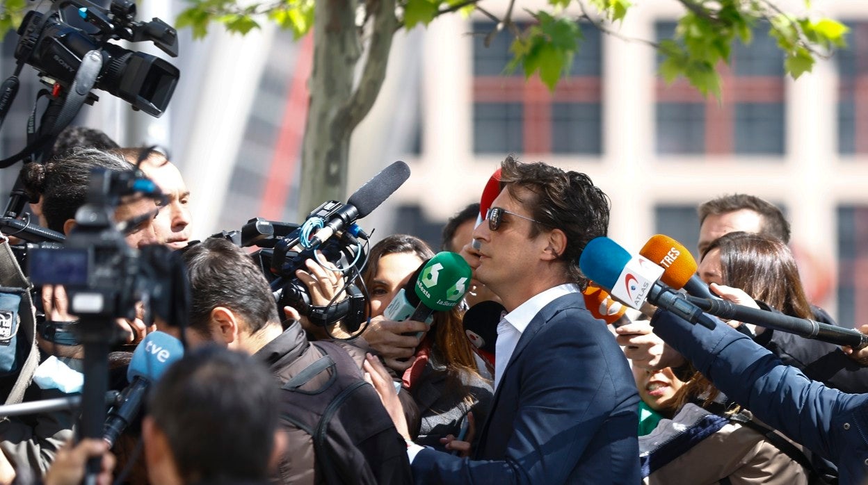 Luis Medina, a su llegada al juzgado para declarar como investigado