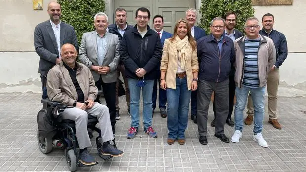 Valents ficha a un concejal de Cs en Esplugas de Llobregat