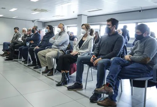 Imagen de los acusados durante la primera sesión del juicio en la Audiencia de Valencia