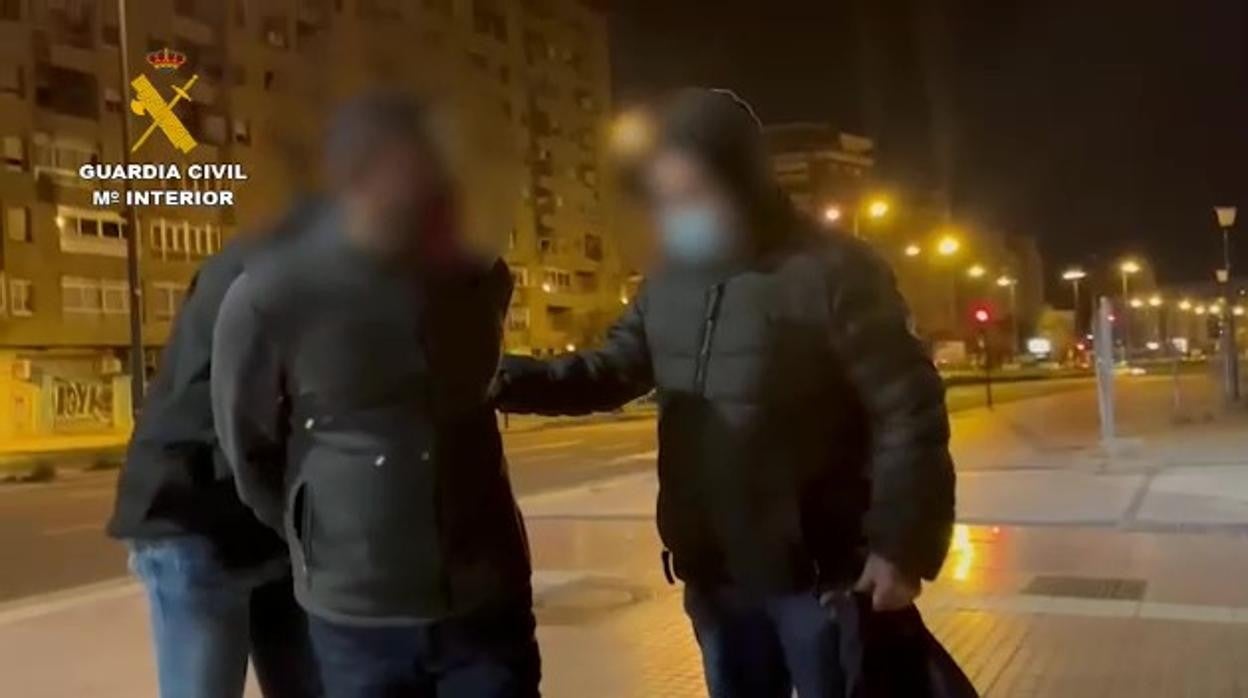 Imagen de la operación difundida por la Guardia Civil