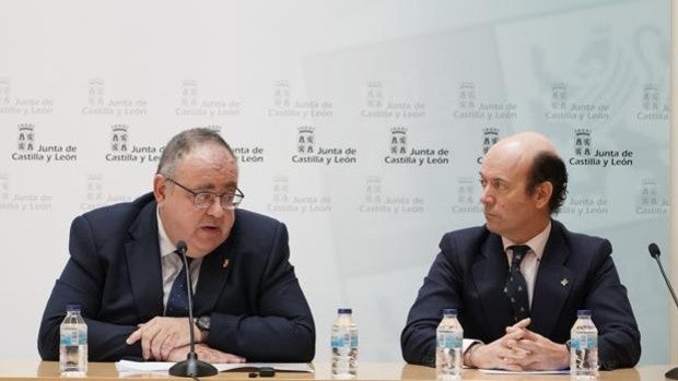 La Junta ofrece 314 contratos y continuar gratis con la formación para fidelizar a los MIR