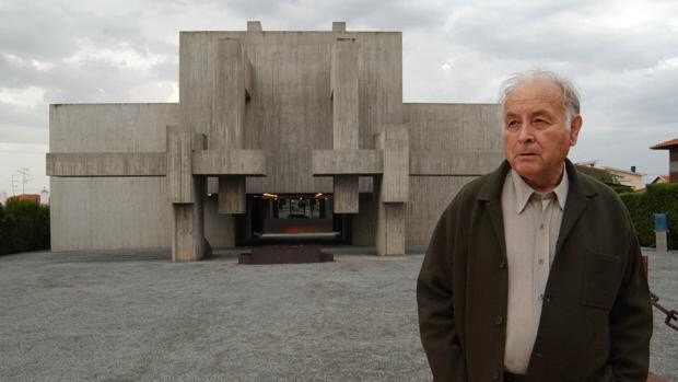 Fallece a los 90 años el escultor salmantino Ángel Mateos Bernal