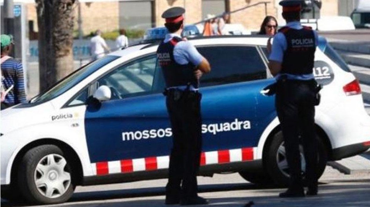 Agentes de los Mossos en una imagen de archivo