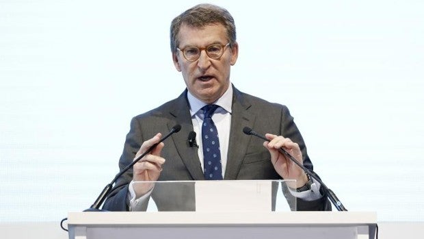 El discurso autonomista de Feijóo remueve las bases del PP catalán