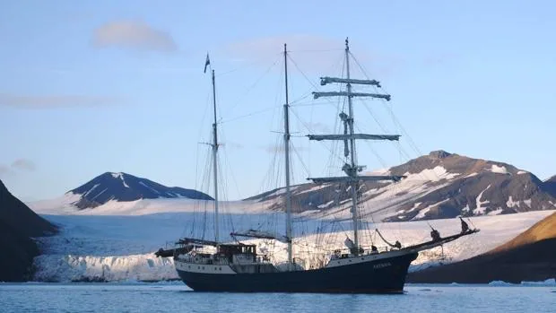 El Oceanogràfic de Valencia y Oceanosophia presentan una travesía por el Círculo Polar Ártico
