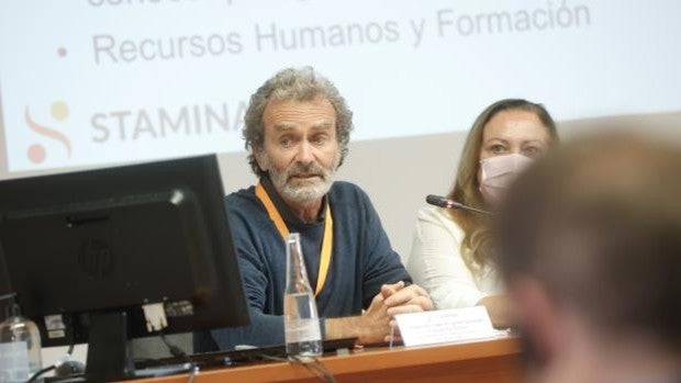 Fernando Simón admite que «no sabemos qué pasará y cómo se quedará el coronavirus» y apela a las vacunas