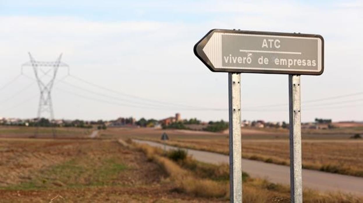 Una de las señales instaladas en el entorno de lo que iba a ser el ATC de Villar de Cañas (Cuenca)