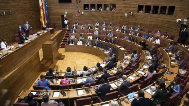 Encuesta electoral en la Comunidad Valenciana: empate entre la izquierda y la derecha a un año de las elecciones