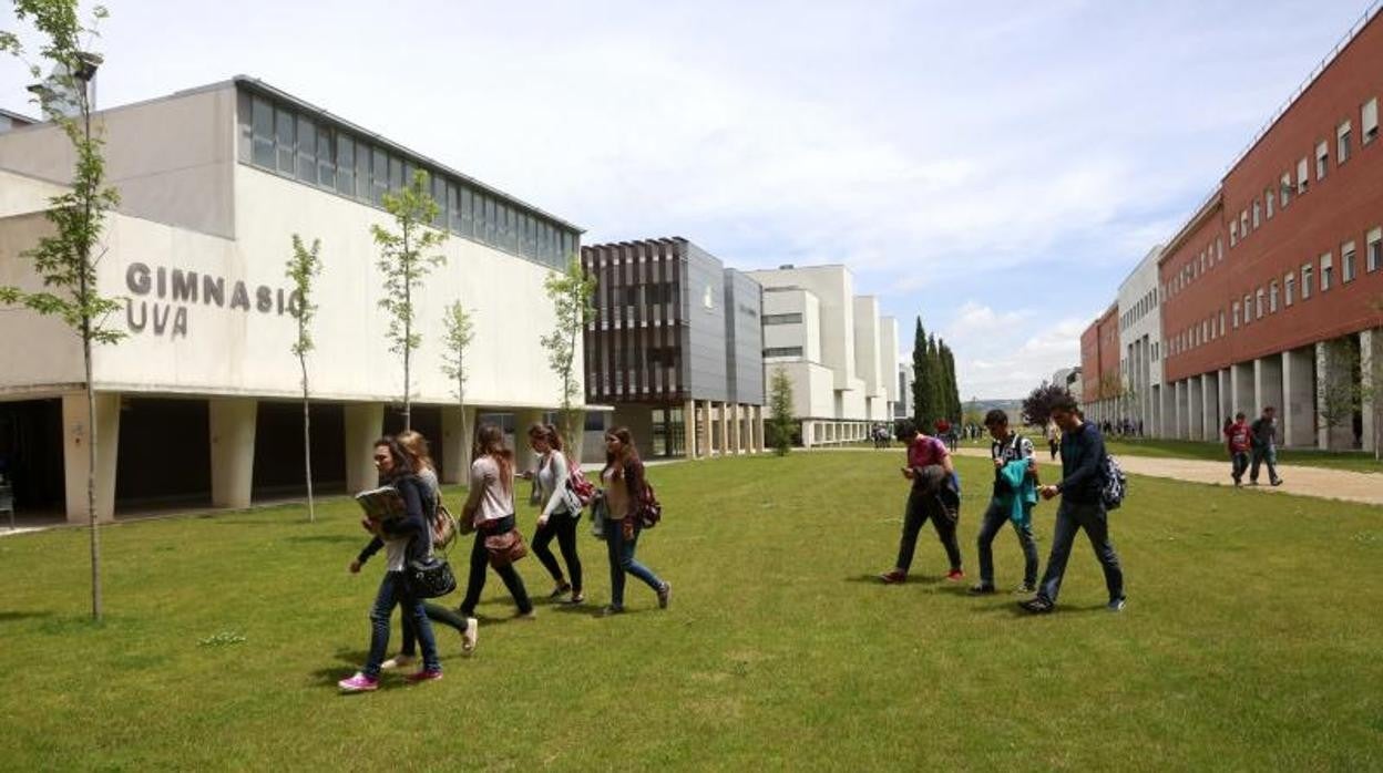 Estudiantes universitarios en una imagen de archivo