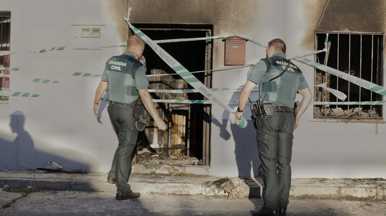 Vivienda calcinada tras el incendio