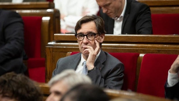 El PSC condiciona ahora la aprobación del decreto para blindar el catalán en las aulas al cumplimiento del 25%