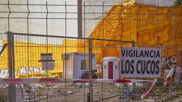 Los Cucos, los Barbas, los Sheriff... pacto de clanes para repartirse la vigilancia en las obras de Madrid