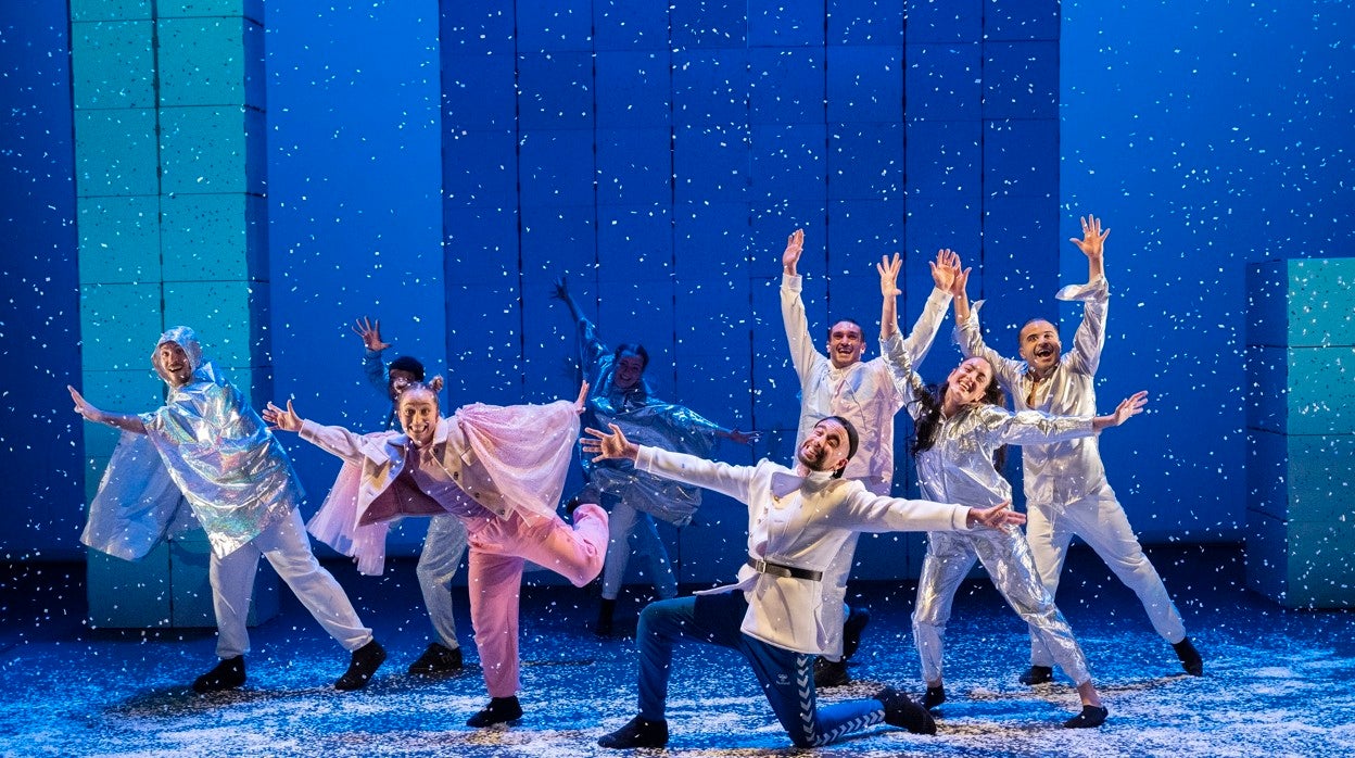 Una escena de 'El cascanueces', con coreografía de Blanca Li