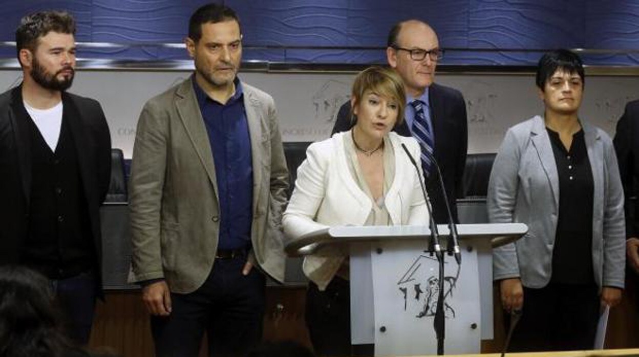 El juez fue denunciado ante el CGPJ por la consejera de Justicia de la Generalitat, Lourdes Ciuró y Buldó