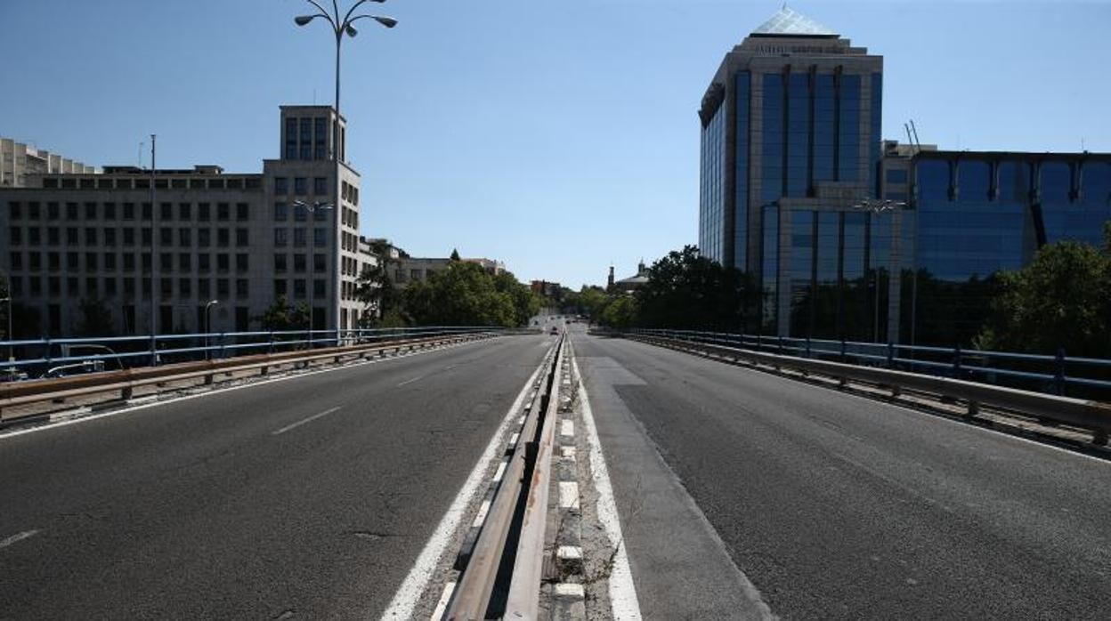 La circulación en el puente de Raimundo Fernández Villaverde quedará reducida a un carril para cada sentido