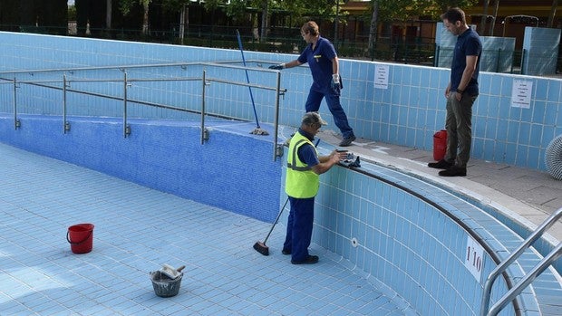 Talavera pone a punto sus piscinas municipales para este verano: abrirán el próximo lunes