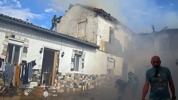 Detenido el presunto autor de una quema de rastrojos que incendió una casa  en León