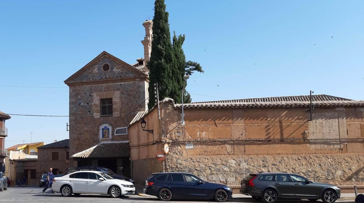 Exterior del convento de San José, en Consuegra