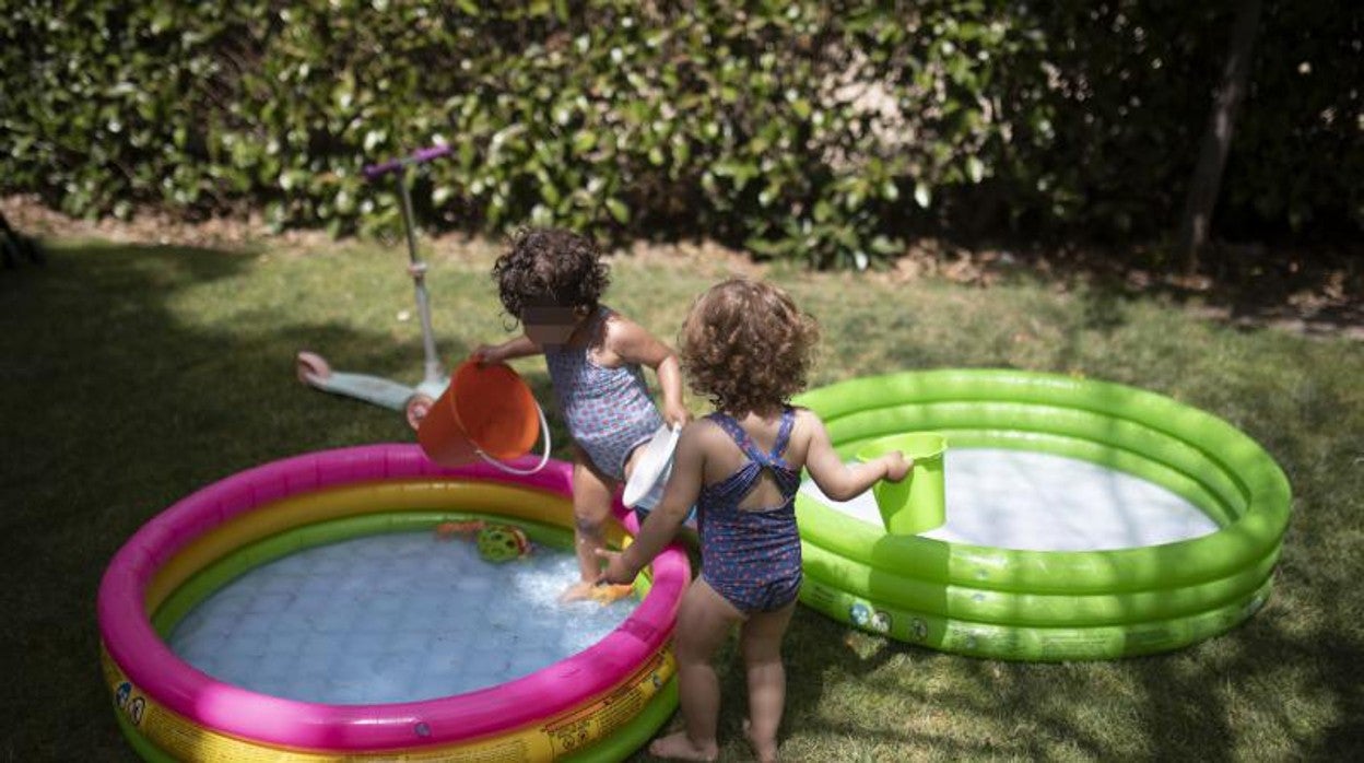 Piscinitas hinchables en El Retiro