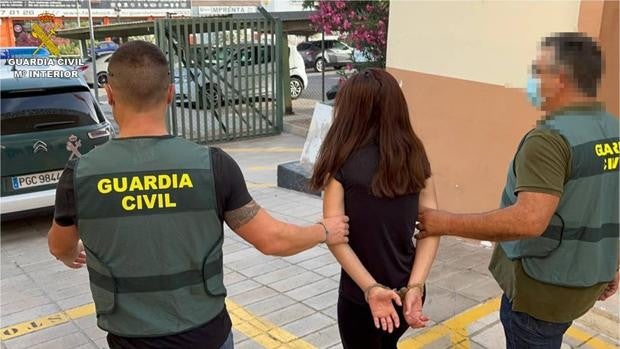 La mujer detenida por matar a su hijo en Bigastro recuperó la custodia tras perderla por problemas de drogas