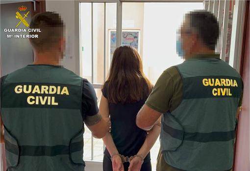 Imagen de la mujer detenida en Bigastro por matar a su hijo