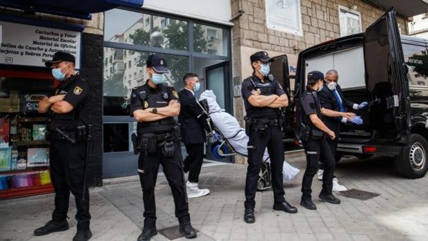 Crimen en la calle de Serrano: «Fernando llevaba meses como loco. Gema debió separarse»