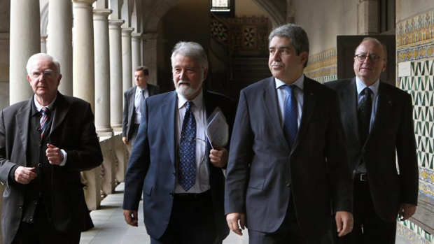 La entidad que subvenciona Sánchez: defensora de los 'Países Catalanes' y del acto «España contra Cataluña»