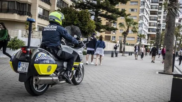La Generalitat Valenciana ignora dos años la sentencia que autoriza a los policías locales interinos a llevar pistola