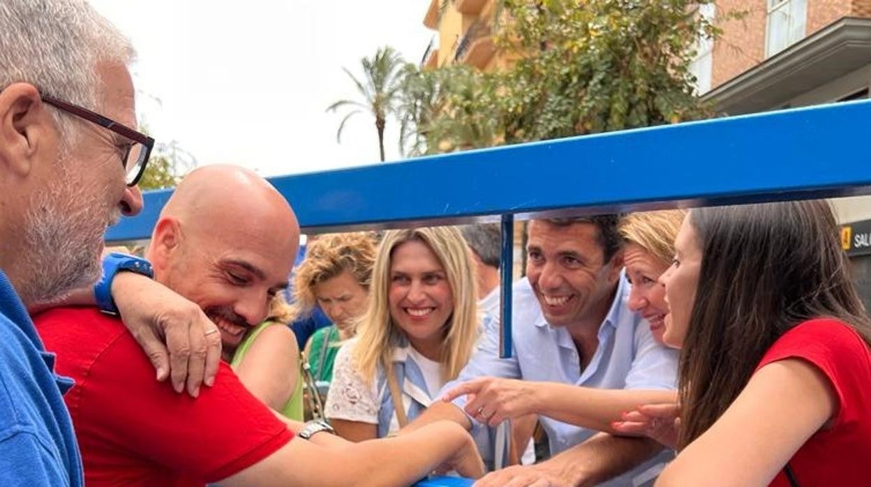 Carlos Mazón, en las fiestas del Grao de Castellón